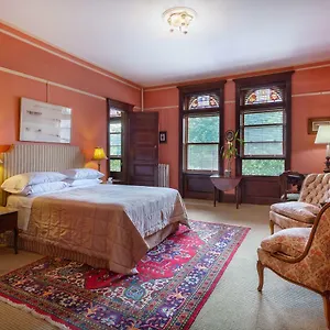 *** Guest house Manhattan Guest Suites United States